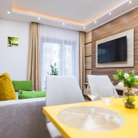 Διαμέρισμα King Suites With Private Garage *
